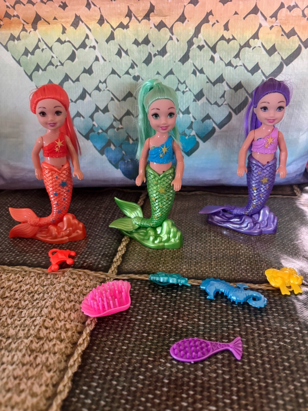 Colorful Mermaid Doll Playset - Red, Green & Purple - Picture 4 of 4